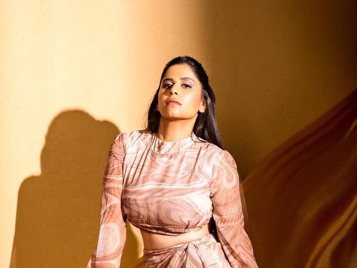 वर्क फ्रंटवर, सई शेवटची सचिन कुंडलकर 'पॉन्डिचेरी' मध्ये दिसली होती. यात अमृता खानविलकर, नीना कुलकर्णी, वैभव तत्ववादी आणि महेश मांजरेकर यांच्याही प्रमुख भूमिका होत्या.(फोटो सौजन्य :saietamhankar/इंस्टाग्राम)