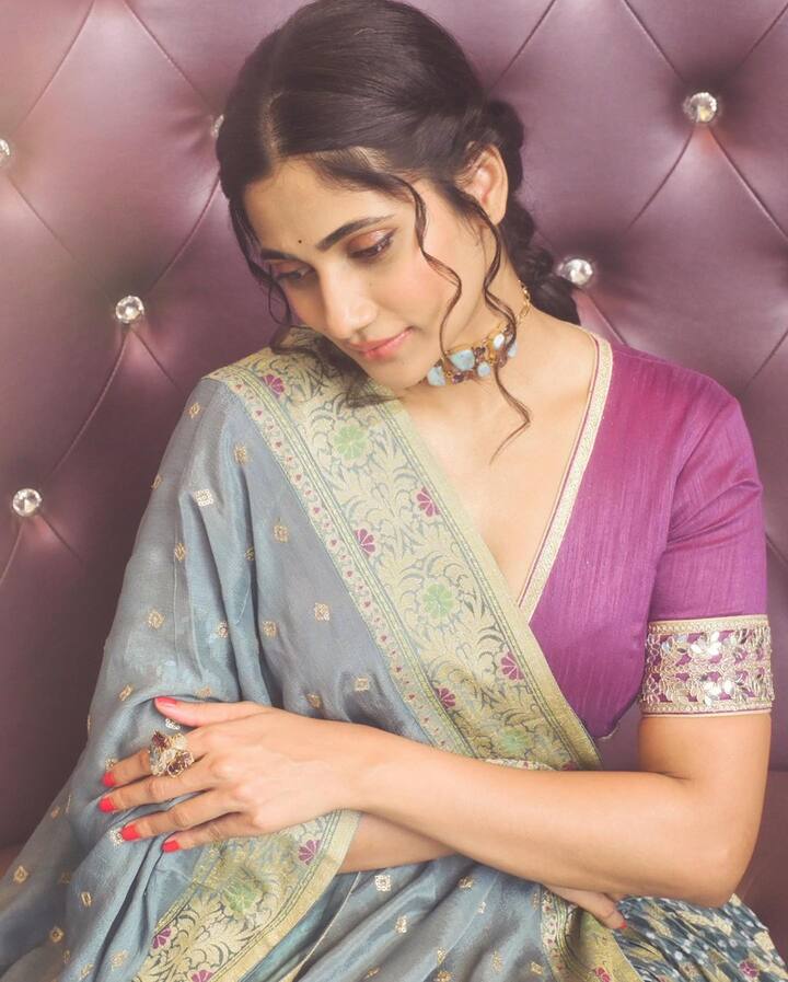 அழகுக்கே இலக்கணம் எழுத அவளும் பிறந்தாளே!