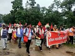 न्याय की मांग पर ग्रामीणों का आंदोलन, सिलगेर गोलीकांड के पीड़ितों ने बिना अनुमति निकाली पदयात्रा