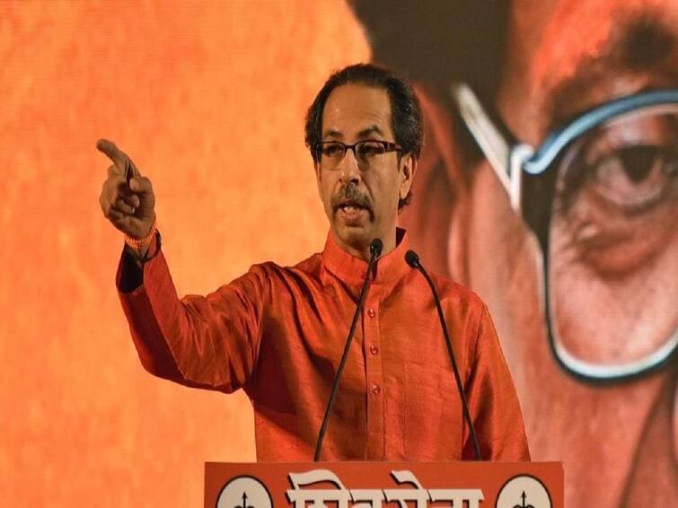 Uddhav Thackeray on Shivsena Dasara Melava Verdict latest marathi news update दसरा मेळाव्याला वाजत-गाजत, गुलाल उधळत या, पहिल्या विजयानंतर उद्धव ठाकरेंची पहिली प्रतिक्रिया