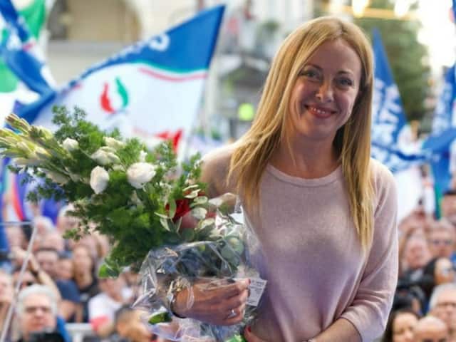 Italy Pm Giorgia Meloni net worth house car salary in Italy details | Italy  Pm Giorgia Meloni : करोड़ों की मालकिन हैं इटली की पीएम जॉर्जिया मेलोनी, जानें  कितनी संपत्ति की हैं मालकिन