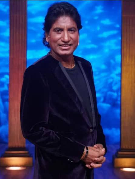 ਇਕ ਮੀਡੀਆ ਇੰਟਰਵਿਊ ਦੌਰਾਨ ਕਾਮੇਡੀਅਨ ਰਾਜੂ ਸ਼੍ਰੀਵਾਸਤਵ ਨੇ ਦੱਸਿਆ ਸੀ ਕਿ ਜਦੋਂ ਉਹ ਮੁੰਬਈ ਆਏ ਸਨ ਤਾਂ ਉਸ ਸਮੇਂ ਕਾਮੇਡੀਅਨ ਵੱਲ ਜ਼ਿਆਦਾ ਧਿਆਨ ਨਹੀਂ ਦਿੱਤਾ ਗਿਆ ਸੀ। ਸਿਰਫ਼ ਜੌਨੀ ਲਿਵਰ ਸਾਹਿਬ ਹੀ ਅਜਿਹੇ ਸਨ, ਜਿਨ੍ਹਾਂ ਨੂੰ ਦੇਖ ਕੇ ਸਾਡਾ ਹੌਂਸਲਾ ਵਧ ਜਾਂਦਾ ਸੀ।