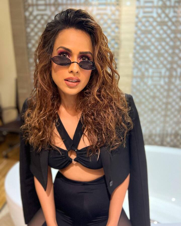 अभिनेत्री निया शर्माने टीव्ही ते ओटीटीपर्यंत तिच्या उत्कृष्ट अभिनयाने आपली क्षमता सिद्ध केली आहे. (फोटो सौजन्य :niasharma90/इंस्टाग्राम)