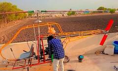 Photo: पठ्ठ्याने युट्युब वर व्हिडिओ पाहून चक्क हेलिकॉप्टरच बनवला