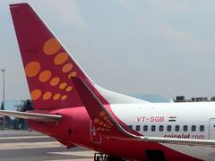 DGCA Orders SpiceJet To Continue Operating Flights At 50% Capacity Till October 29