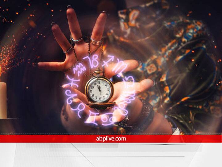 धन का लोभ न करें- लक्ष्मी जी उन लोगों को अपना आशीर्वाद बिल्कूल भी नहीं देती हैं जो सदैव दूसरों के धन का लोभ करते रहते हैं. ऐसे लोगों का सुख चैन छिन जाता है. लक्ष्मी जी ऐसे लोगों के पास जाना पसंद नहीं करती हैं.