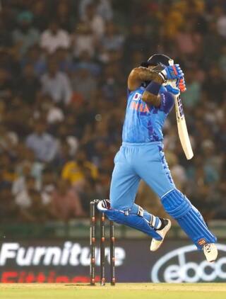 ICC T20I Rankings: સૂર્યકુમારે બાબર આઝમને પછાડ્યો, હાર્દિક ઓલરાઉન્ડરના લિસ્ટમાં ટોપ-5માં