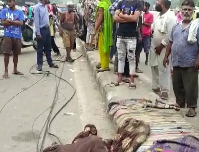 Delhi Raod Accident : Four killed after Truck Crushed people While Sleeping on footpath in Seemapuri Delhi Raod Accident : ਦਿੱਲੀ ਦੇ ਸੀਮਾਪੁਰੀ 'ਚ ਵੱਡਾ ਹਾਦਸਾ, ਫੁੱਟਪਾਥ 'ਤੇ ਸੁੱਤੇ ਪਏ ਲੋਕਾਂ ਨੂੰ ਟਰੱਕ ਨੇ ਕੁਚਲਿਆ , 4 ਦੀ ਮੌਤ