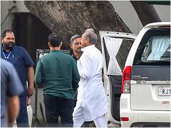 सोनिया गांधी से मिले अशोक गहलोत, लड़ सकते हैं कांग्रेस अध्यक्ष का चुनाव