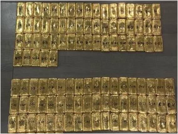 Gold Smuggling: DRI का ऑपरेशन 'गोल्ड रश', 66 किलो सोने के बिस्किट जब्त, जानें कीमत Gold Smuggling: DRI का ऑपरेशन 'गोल्ड रश', 66 किलो सोने के बिस्किट जब्त, जानें कीमत
