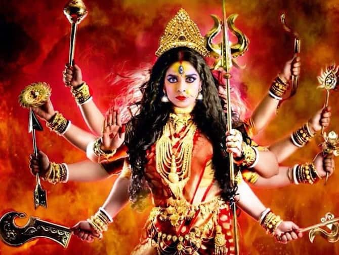 Shardiya Navratri 2022 | Shardiya Navratri 2022: मां दुर्गा के 7 दिव्य  अस्त्र-शस्त्र का रहस्य, जानें किस देवता ने क्या भेंट किया