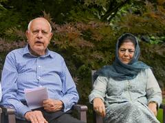 फारूक अब्दुल्ला बोले- मैं भी भजन गाता हूं, अजमेर दरगाह जाने से हिंदू...'' महबूबा मुफ्ती के बयान से नेशनल कॉन्फ्रेंस का यू-टर्न!