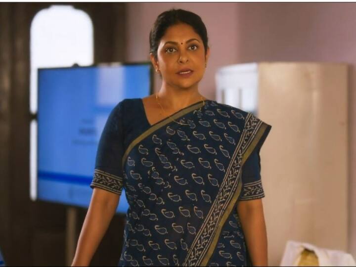 Shefali Shah Recalls Living In 'Kholi' As A Child, Opens Up About Coming From A Lower-Middle Class Family Shefali Shah Recalls Living In 'Kholi' As A Child, Opens Up About Coming From A Lower-Middle Class Family