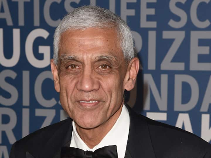 Vinod Khosla is an Indian-American businessman, venture capitalist and a co-founder of Sun Microsystems. Khosla was born in Pune and completed his graduation in electrical engineering from IIT Delhi. Image Source: Getty Images