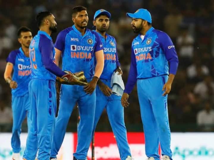 After the match against Australia, Aakash Chopra said that if you are not able to defend 208 runs then you need to ask a lot of questions IND vs AUS 2022: 'अगर आप 208 रनों को डिफेंड नहीं कर पाए तो बहुत सारे सवाल पूछने की जरूरत है' पूर्व भारतीय क्रिकेटर का बयान
