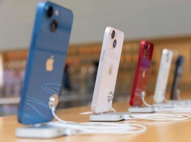 iPhones In India: One in four iPhones to be ready in India by 2025! India will challenge China's supremacy iPhones In India: 2025 ਤੱਕ ਚਾਰ 'ਚੋਂ ਇੱਕ ਆਈਫੋਨ ਭਾਰਤ 'ਚ ਹੋਵੇਗਾ ਤਿਆਰ! ਚੀਨ ਨੂੰ ਭਾਰਤ ਦੇਵੇਗਾ ਚੁਣੌਤੀ