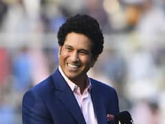 Watch Video : சச்சினுக்கு எதிர் டேபிள்.. இன்ஸ்டாவில் பகிரப்பட்டு வைரலாகும் லவ் ஸ்டோரி!