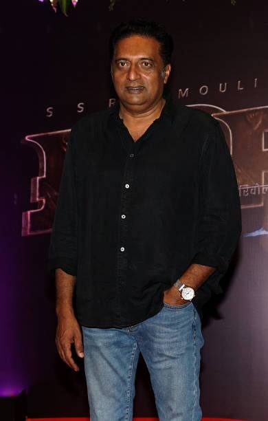 ਫ਼ਿਲਮਾਂ ਦਾ ਵਿਲਨ ਪ੍ਰਕਾਸ਼ ਰਾਜ ਅਸਲ ਜ਼ਿੰਦਗੀ `ਚ ਹੀਰੋ