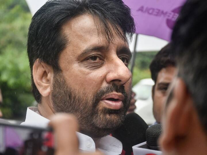 Delhi News ACB to produce Okhla AAP MLA Amanatullah Khan in Rouse Avenue court today Delhi News: वक्फ बोर्ड मामले में गिरफ्तार अमानतुल्लाह खान की कोर्ट में पेशी, आज खत्म हो रही है 5 दिन की रिमांड