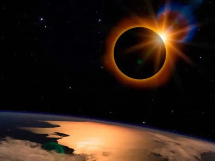 24 ऑक्टोबर दिवाळीच्या रात्री 2.30 वाजता सूर्यग्रहणाचे सुतक सुरू होणार आहे.