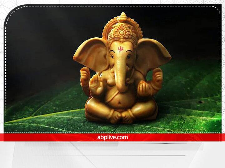 मान्यता है कि बुधवार के दिन किए गए उपायों से गणपति जल्द प्रसन्न होते हैं और भक्तों के सारे विघ्न हर लेते हैं. बुधवार के दिन किए गए उपायों से रोग और दरिद्रता दूर होती है लेकिन कुछ काम ऐसे भी हैं जो बुधवार के दिन नहीं करने चाहिए.