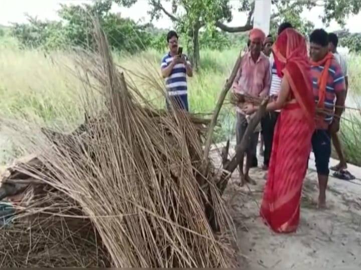 basti Daughter Pooja performed last rites after mothers death Basti: मौत के बाद रिश्तेदारों ने बना ली थी दूरी, बेटी ने किया मां का अंतिम संस्कार