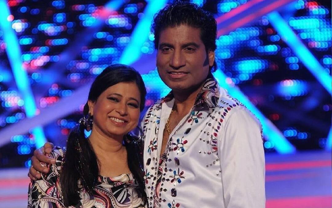 Raju Srivastav Death: ફિલ્મી સ્ટોરી જેવી છે રાજુ શ્રીવાસ્તવની લવ સ્ટોરી, પ્રથમ નજરમાં થયો પ્રેમ ને લગ્ન કરવા 12 વર્ષ જોઈ રાહ Raju Srivastav Death : Know about Raju Srivastav Love story wait 12 years for marraige Raju Srivastav Death: ફિલ્મી સ્ટોરી જેવી છે રાજુ શ્રીવાસ્તવની લવ સ્ટોરી, પ્રથમ નજરમાં થયો પ્રેમ ને લગ્ન કરવા 12 વર્ષ જોઈ રાહ