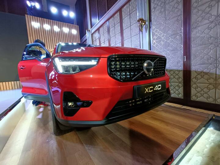 To recap, the XC40 Recharge is the full electric version of the XC40 while the petrol XC40 now gains the styling changes also seen on the EV version with other updates. (Image Source: Somnath Chatterjee)