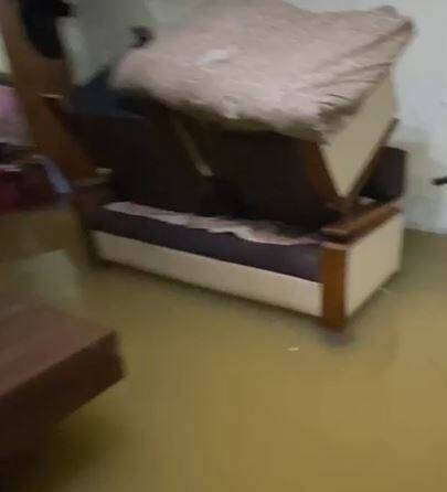 शहरातील नागरिकांच्या घरात शिरल पाणी