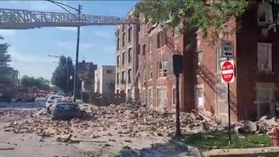 At least 8 people injured in explosion at Chicago apartment building