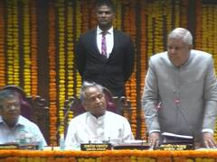 विधानसभा में बोले उपराष्ट्रपति धनखड़- कोविड से बड़ी बीमारी है जनप्रतिनिधि का सड़कों पर प्रदर्शन