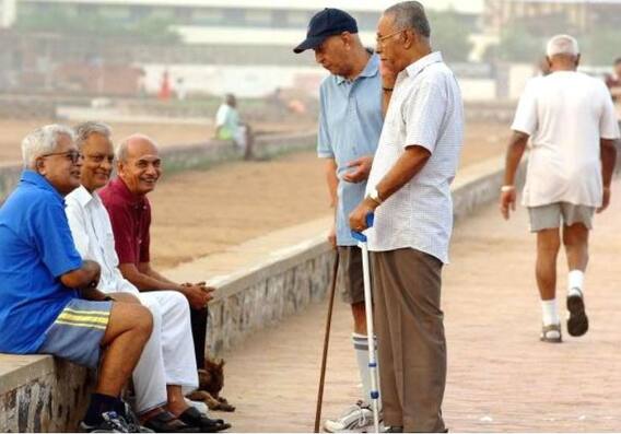 अटल पेंशन योजना: 1 अक्टूबर से 5000 रुपये तक पेंशन देने वाली इस योजना में कुछ लोग निवेश नहीं कर पाएंगे, जानिए क्यों अटल पेंशन योजना: 1 अक्टूबर से 5000 रुपये तक पेंशन देने वाली इस योजना में कुछ लोग निवेश नहीं कर पाएंगे, जानिए क्यों
