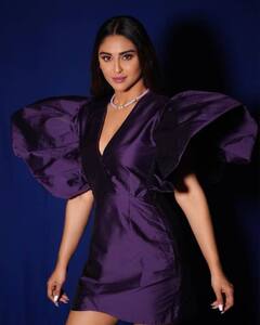 Krystle Dsouza Photos: માલદીવમાં વેકેશન માણતી Krystle Dsouzaએ કાતિલ લૂકમાં કરાવ્યું ફોટોશૂટ