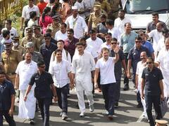 भारत जोड़ो यात्रा के 14 वें दिन 23 किमी चले राहुल गांधी, निशाने पर मोदी सरकार, देखें तस्वीरें