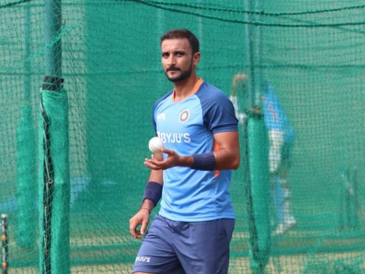 Ajay Jadeja Former Indian player defended Harshal Patel, facing criticism after Mohali T20 against Australia IND vs AUS 2022: पूर्व भारतीय क्रिकेटर ने हर्षल पटेल का किया बचाव, कहा- गेंदबाज शानदार हैं, लेकिन उसका दिन नहीं था