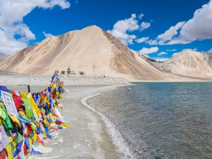 IRCTC Tour Package 2022: लद्दाख घूमने के लिए IRCTC ने आगरा से किया हवाई पैकेज का एलान, जानें- कितना है किराया? IRCTC announces air package from Agra to Ladakh know Details here ANN IRCTC Tour Package 2022: लद्दाख घूमने के लिए IRCTC ने आगरा से किया हवाई पैकेज का एलान, जानें- कितना है किराया?