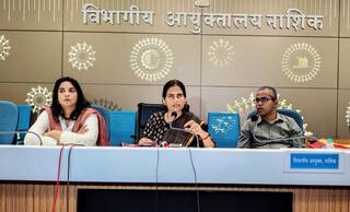 Bharati Pawar : सरकार कोसळल्यानंतर अजित पवारांना रस्त्यांचे खड्डे आठवले का? मंत्री भारती पवार यांचे खडे बोल 