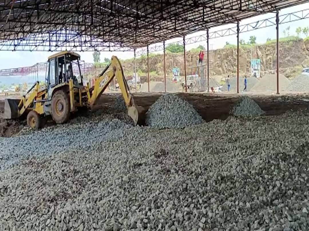 Kalyan APMC Market Flower Market kdmc latest Marathi news update Kalyan : एपीएमसी मार्केटमधील फूल मार्केट जमीनदोस्त, उच्च न्यायालयाच्या आदेशानुसार प्रशासनाची कारवाई