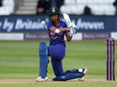 Harmanpreet Century : 11 பந்துகளில் இங்கிலாந்து அணியை கதறவிட்ட கவுர்.. இந்த போட்டியில் இத்தனை ரெக்கார்ட்களா..?
