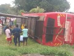 जशपुर में यात्रियों से भरी बस अनियंत्रित होकर पलटी, चपेट में आने से दो बाइक सवार युवकों की मौत