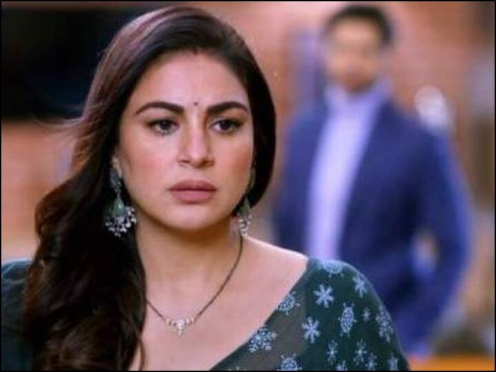 सीरियल कुंडली भाग्य भी टीआरपी लिस्ट में नंबर 7 पर पहुंच गया है. श्रद्धा आर्या का शो लगातार टीआरपी लिस्ट में स्ट्रगल कर रहा है. इस शो से धीरज धूपर ने छुट्टी लेकर टीआरपी को डुबो दिया है.