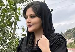 ईरान: अंतिम संस्‍कार में आए मौलवी पर भड़क गए थे महसा अमीनी के पिता, वायरल हो रहा वीडियो