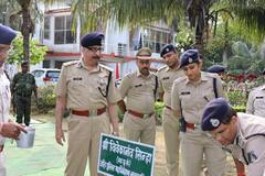 In Pics: सरगुजा पहुंचे डीजीपी अशोक जुनेजा, अफसरों को दिए ये टिप्स, देखें तस्वीरें