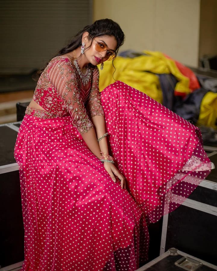 கஞ்சா பூவு கண்ணால செப்பு செலை உன்னால...