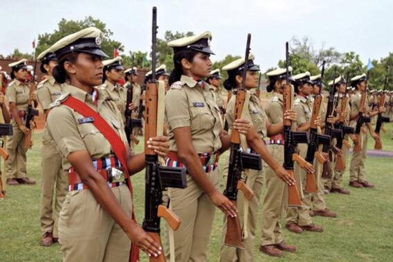 महाराष्ट्र पुलिस: खाकी में 'सौंदर्य'; सौंदर्य प्रतियोगिता जीतने वाली यह पुलिस महिला अधिकारी, देखें फोटो महाराष्ट्र पुलिस: खाकी में 'सौंदर्य'; सौंदर्य प्रतियोगिता जीतने वाली यह पुलिस महिला अधिकारी, देखें फोटो