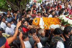 रोता, बिलखता परिवार अपने पीछे छोड़ गए राजू श्रीवास्तव! तस्वीरें देख नहीं थमेंगे आपके आंसू