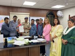 दिल्ली में  बैकसीट पर सीट बेल्‍ट नियम को लेकर जागरुक नहीं लोग, CTI चेयरमैन ने डीसीपी ट्रैफिक को बताई क्या हैं दिक्कतें