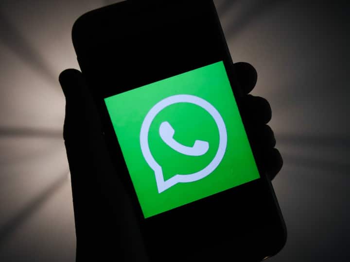 New Telecom Bill internet based calling may no longer be free New Telecom Bill: अब फ्री नहीं रह जाएगी Whatsapp कॉलिंग! समझें नए टेलीकॉम बिल के मायने