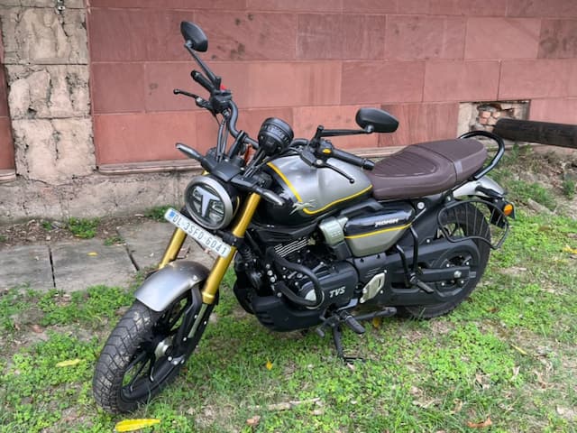 tvs bikes ronin price