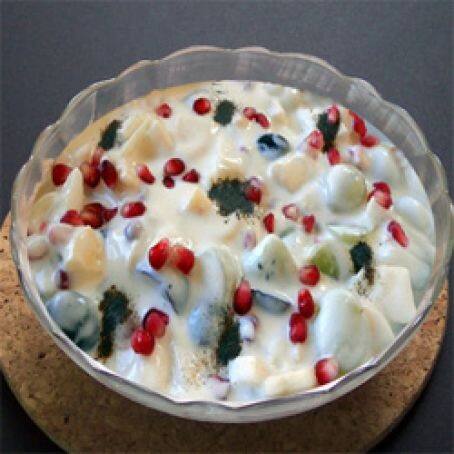 In Navratri try this fruits raita to know its recipe Navratri  Recipe: નોરતાના ઉપવાસમાં  ચટાકેદાર ફ્રૂટ રાયતું બનાવો, જાણો રેસિપી